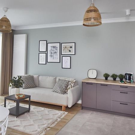 Metro Imielin Apartments Βαρσοβία Εξωτερικό φωτογραφία
