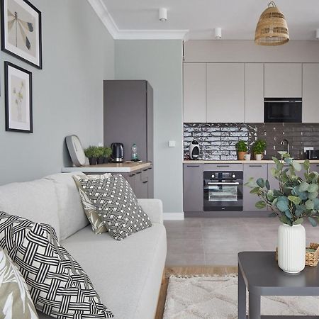 Metro Imielin Apartments Βαρσοβία Εξωτερικό φωτογραφία