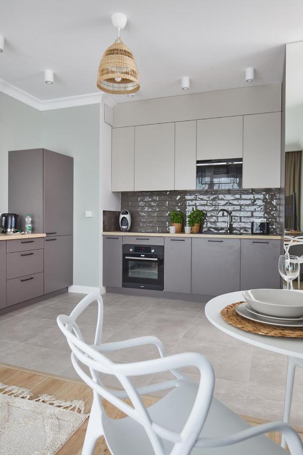 Metro Imielin Apartments Βαρσοβία Εξωτερικό φωτογραφία